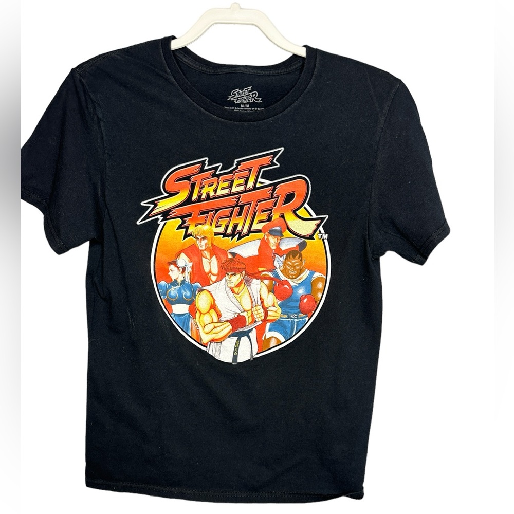 Street Fighter Rare Graphic T-shirt, size medium